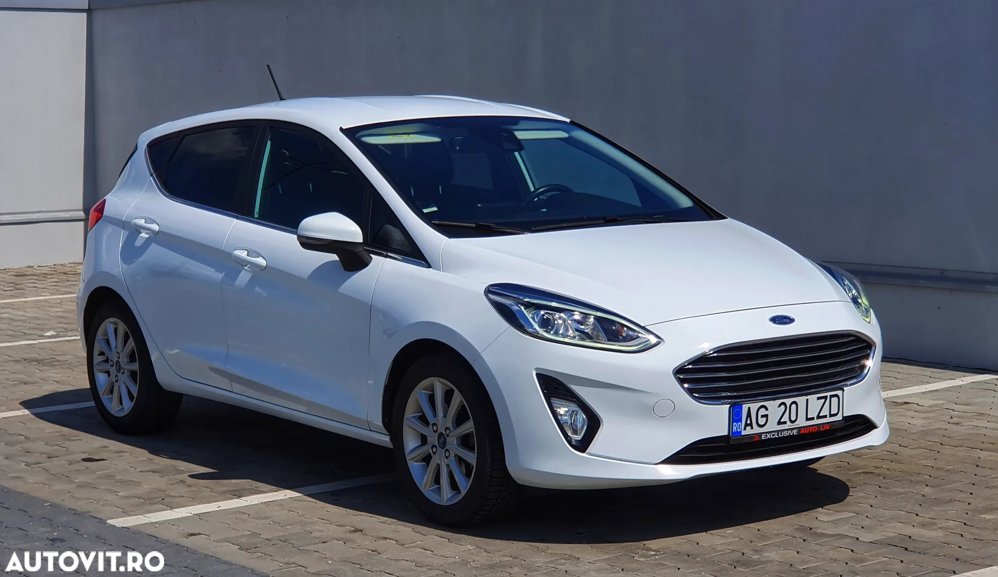 Ford Fiesta 1.0 EcoBoost S&S TITANIUM - 6