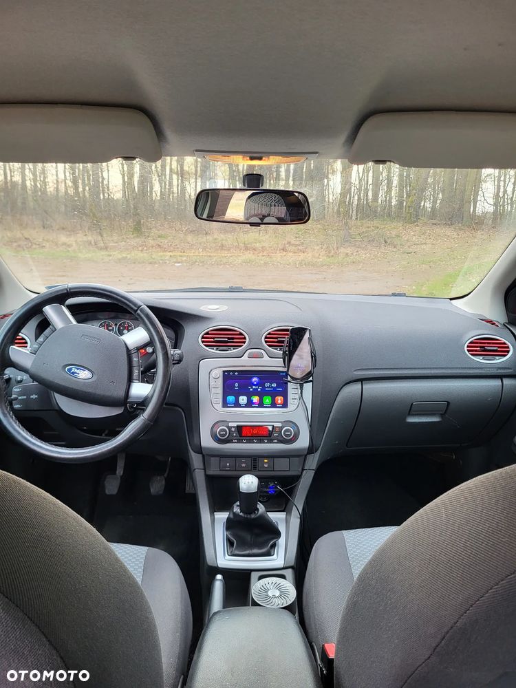 Ford Focus 1.8 FF Trend - 6