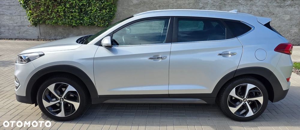 Hyundai Tucson blue 1.7 CRDi 2WD Passion Plus - 12