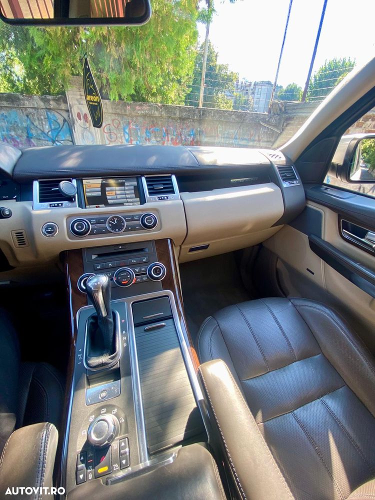 Land Rover Range Rover Sport 3.0 TDV6 SE - 8
