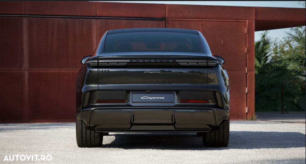Porsche Cayenne Coupe Standard - 8