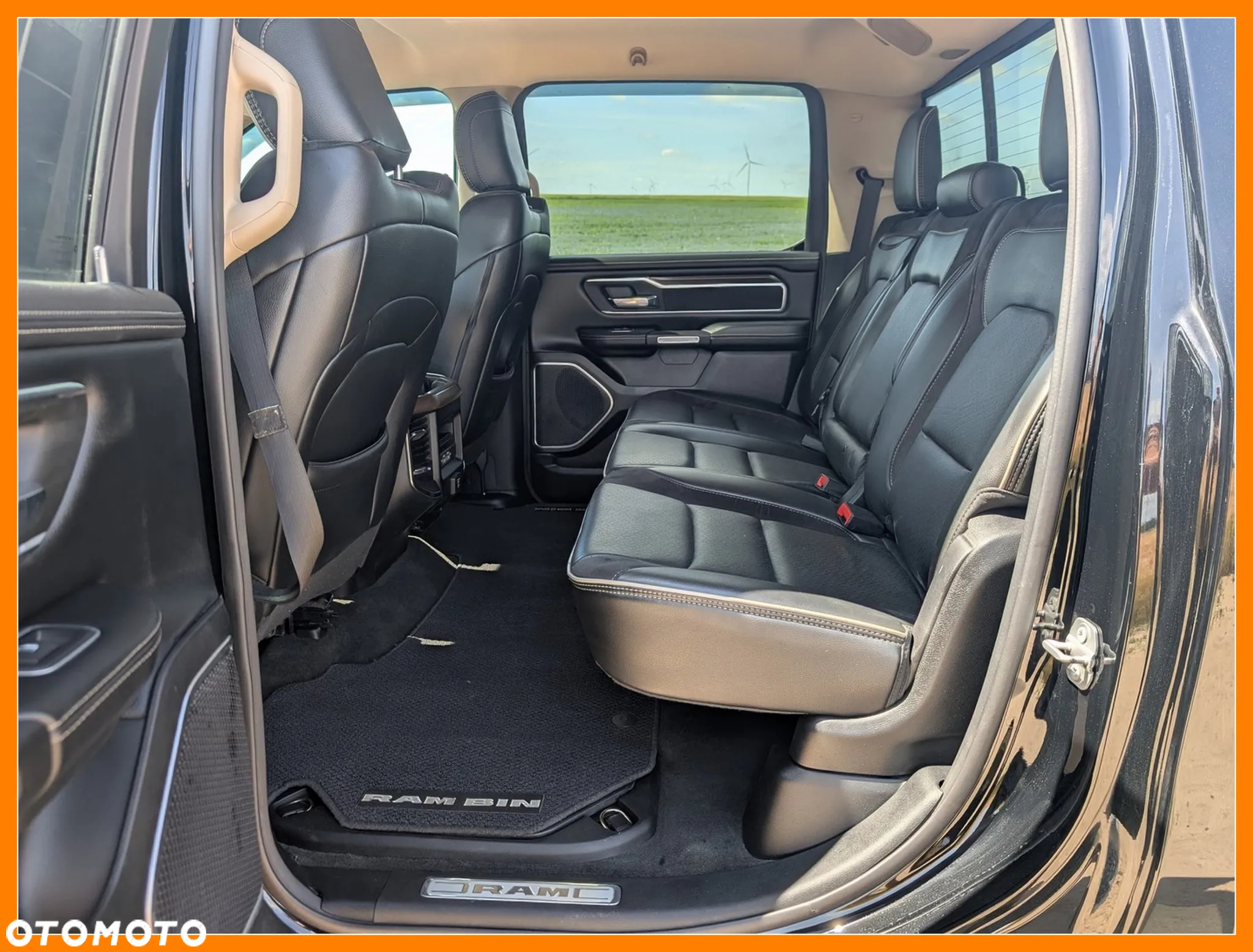 RAM 1500 Crew Cab Laramie - 16