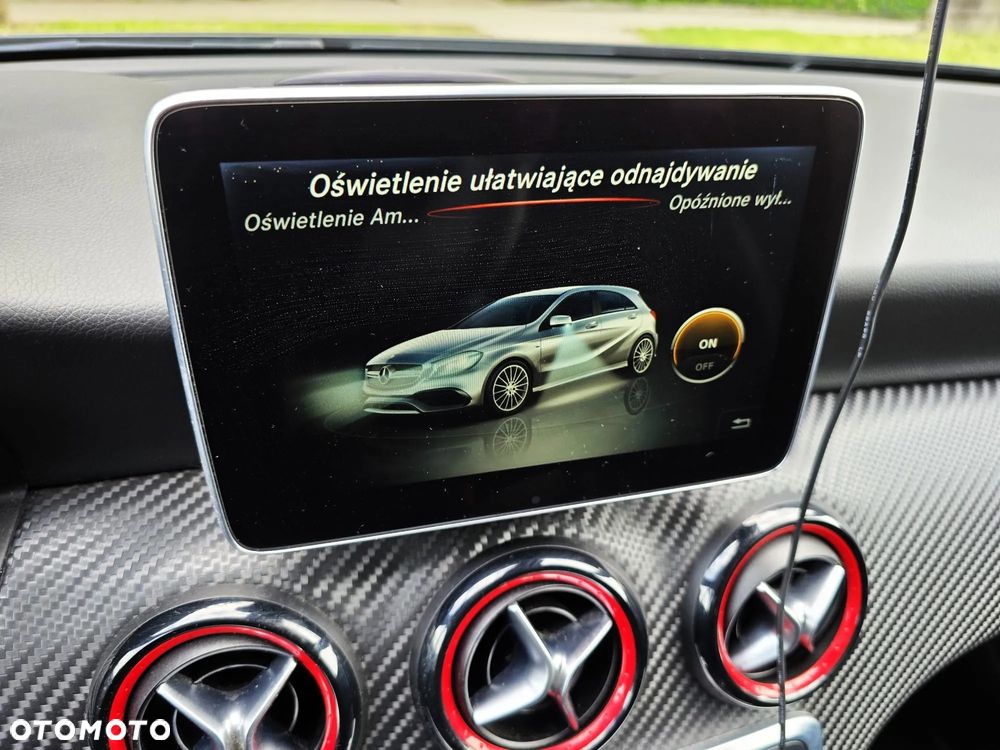 Mercedes-Benz Klasa A AMG 45 4Matic AMG Speedshift 7G-DCT - 30