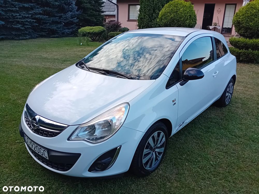 Opel Corsa 1.4 16V 150 Jahre - 3
