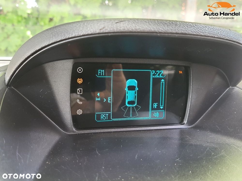 Ford Tourneo Courier - 23