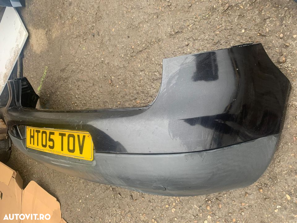 Spoiler / Bara Spate VW Golf 5 Hatchback 2003 - 2009 cu Mici Defecte / Imperfectiuni Cod: 1K6807521 - 2