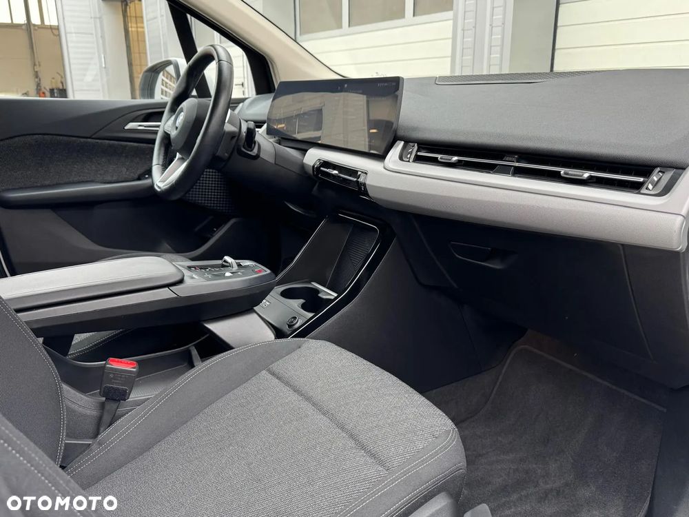 BMW Seria 2 218i Luxury Line - 12