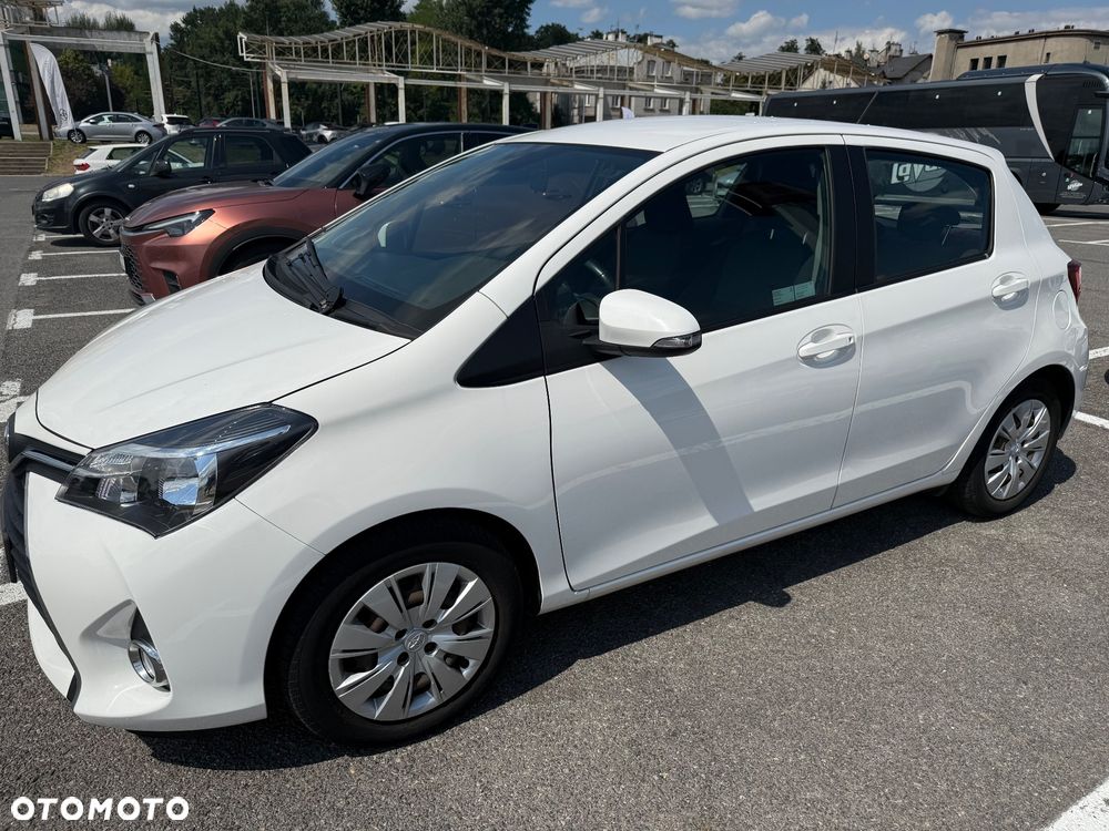 Toyota Yaris 1.33 Premium - 1