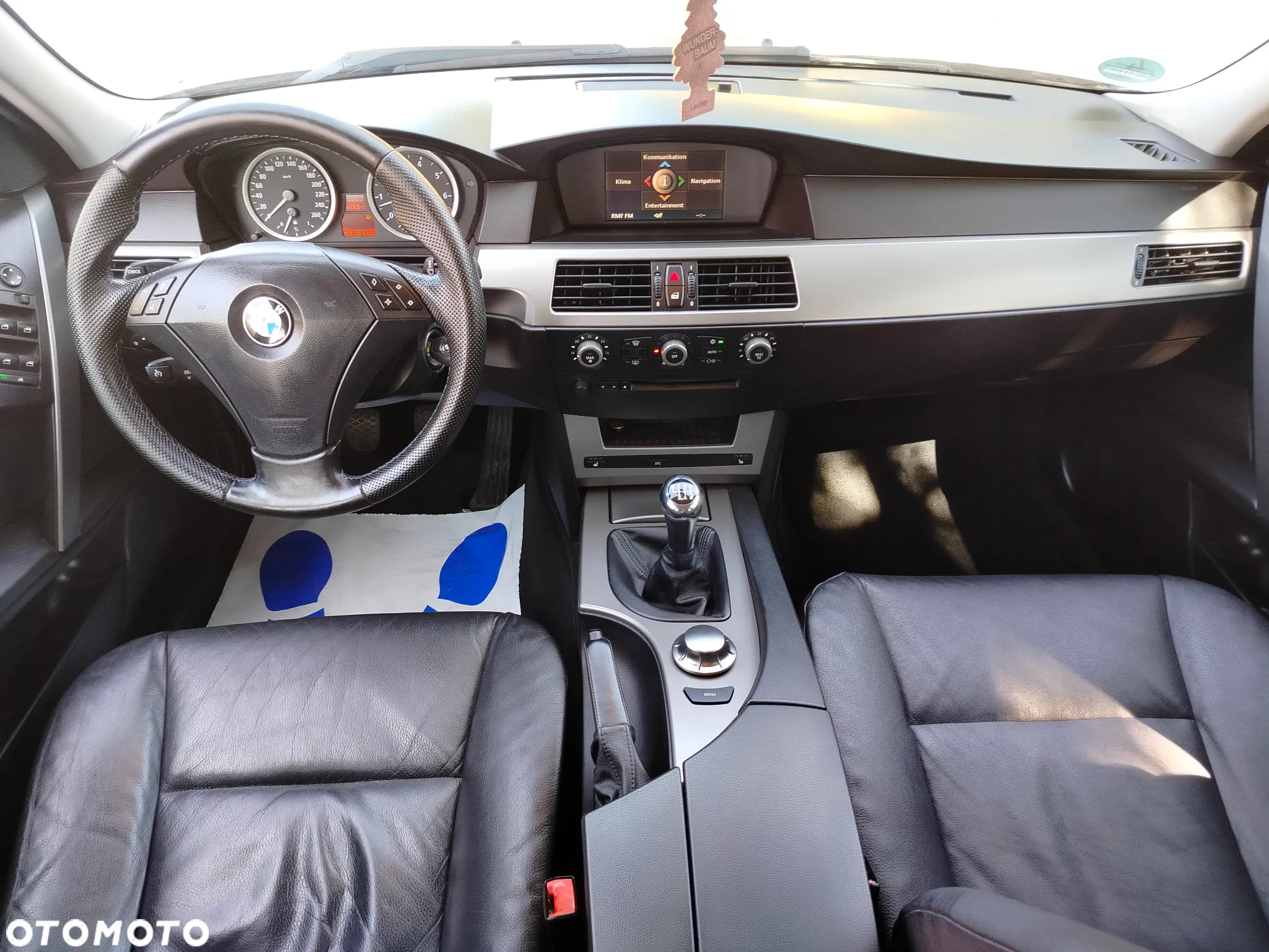 BMW Seria 5 525i - 26