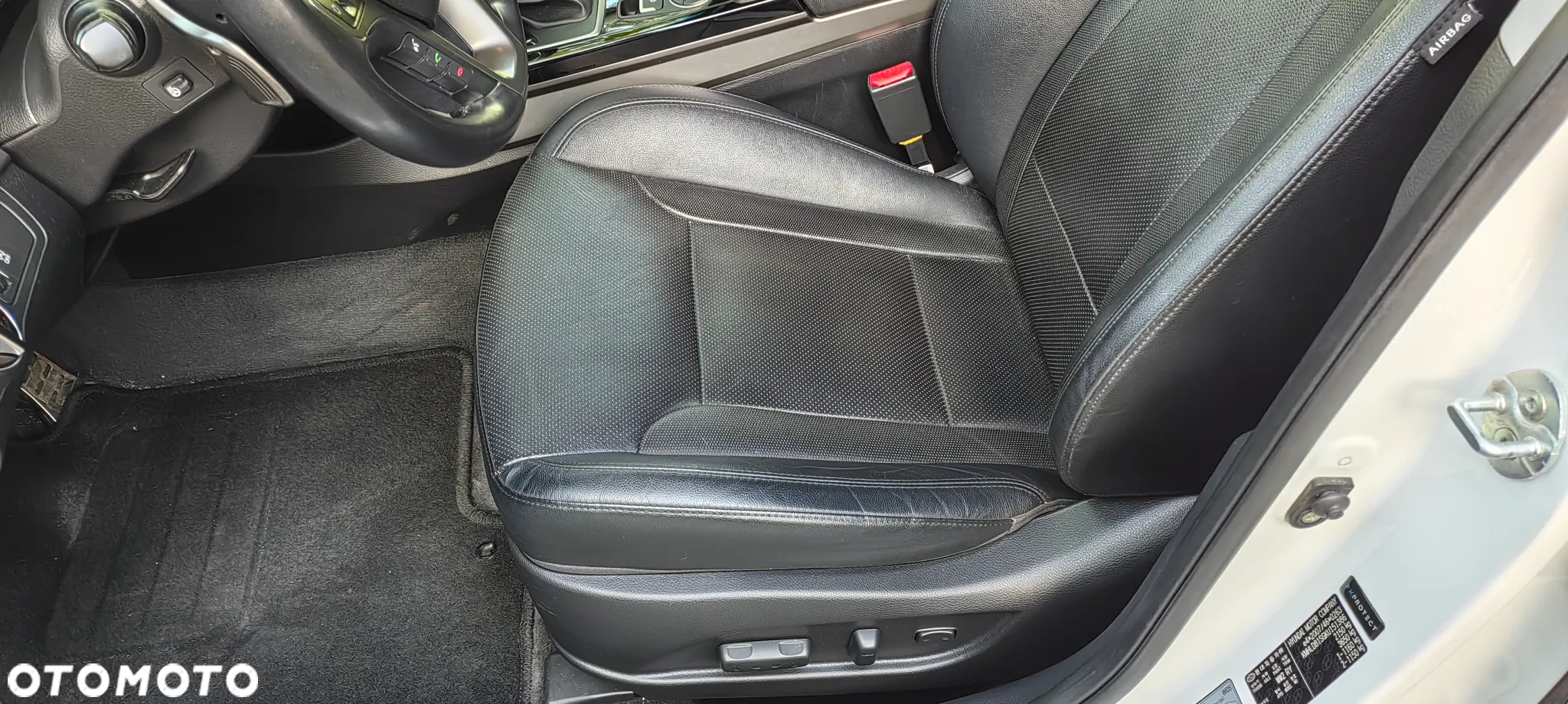 Hyundai i40 1.6 CRDi Premium DCT - 17