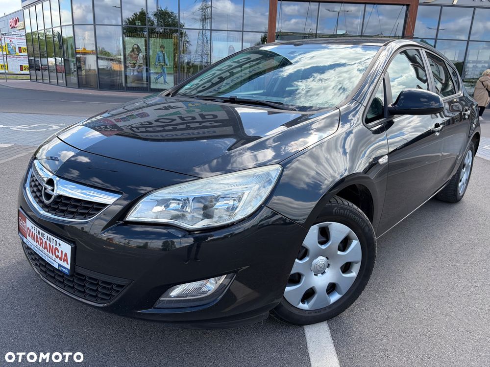 Opel Astra - 1