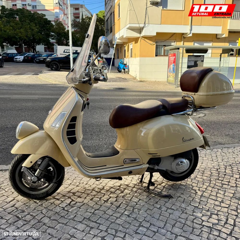 Piaggio Vespa GTV 250 - 9