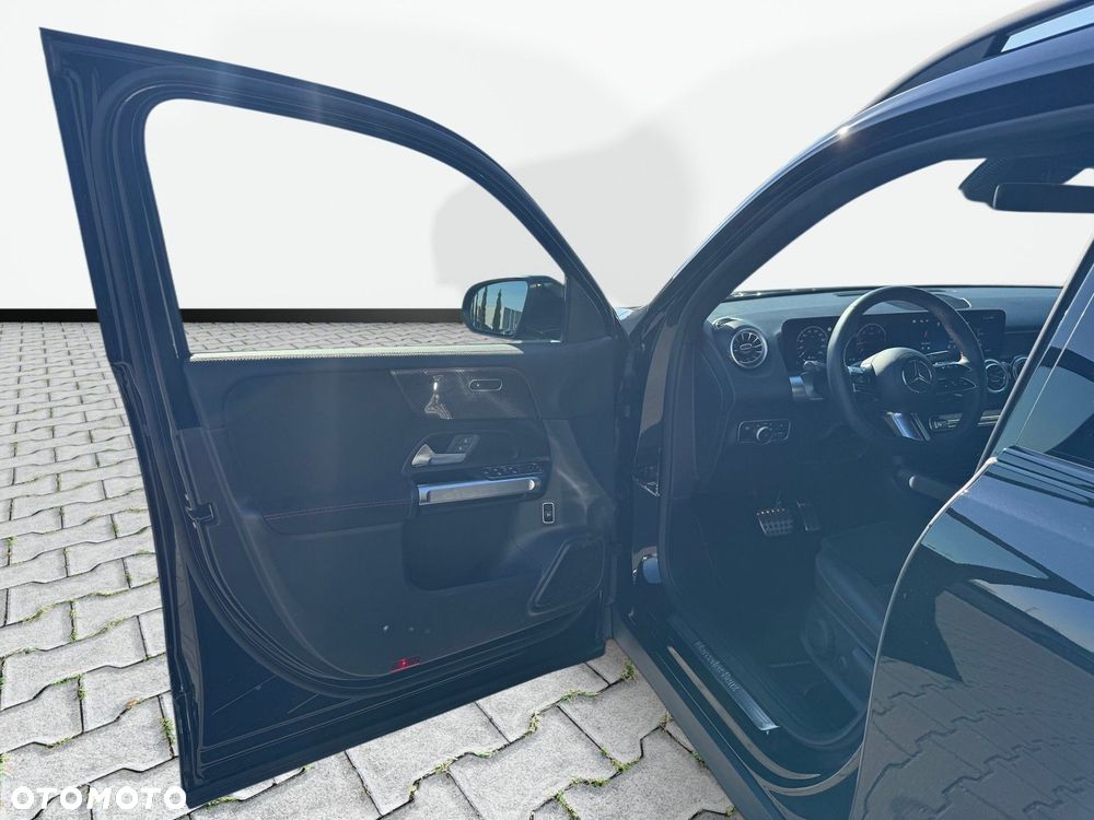Mercedes-Benz GLB 200 d AMG Line 8G-DCT - 11