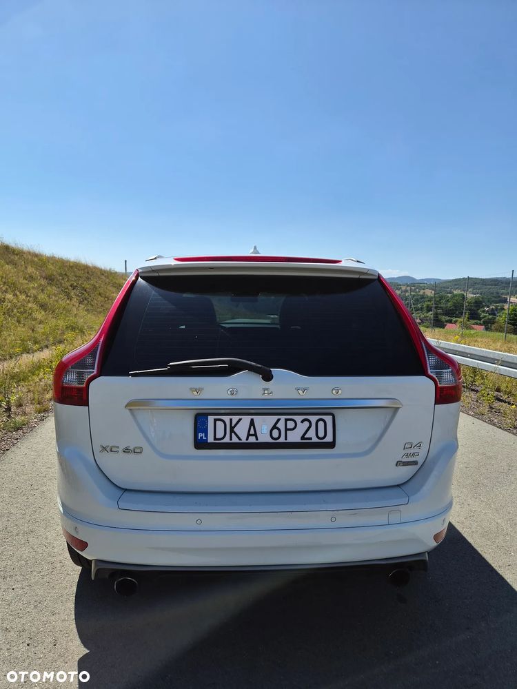 Volvo XC 60 D4 AWD R-Design Momentum - 5