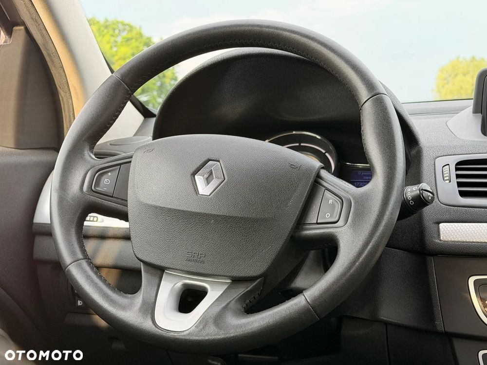 Renault Megane 1.5 dCi Exception - 12