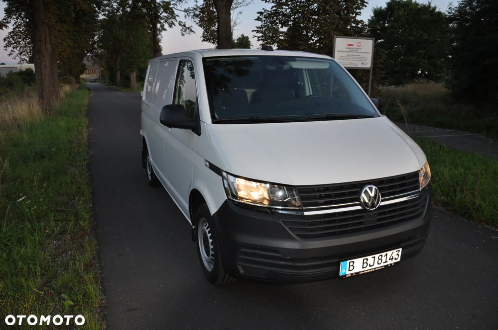 Volkswagen T6.1 - 30