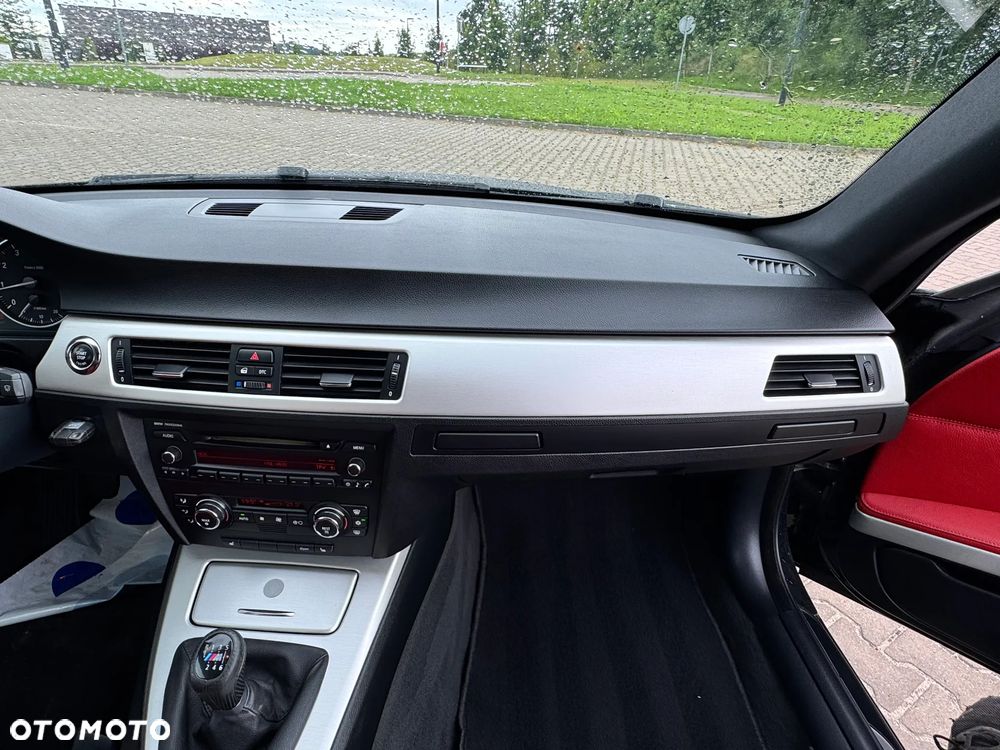BMW Seria 3 320i Edition Exclusive - 10
