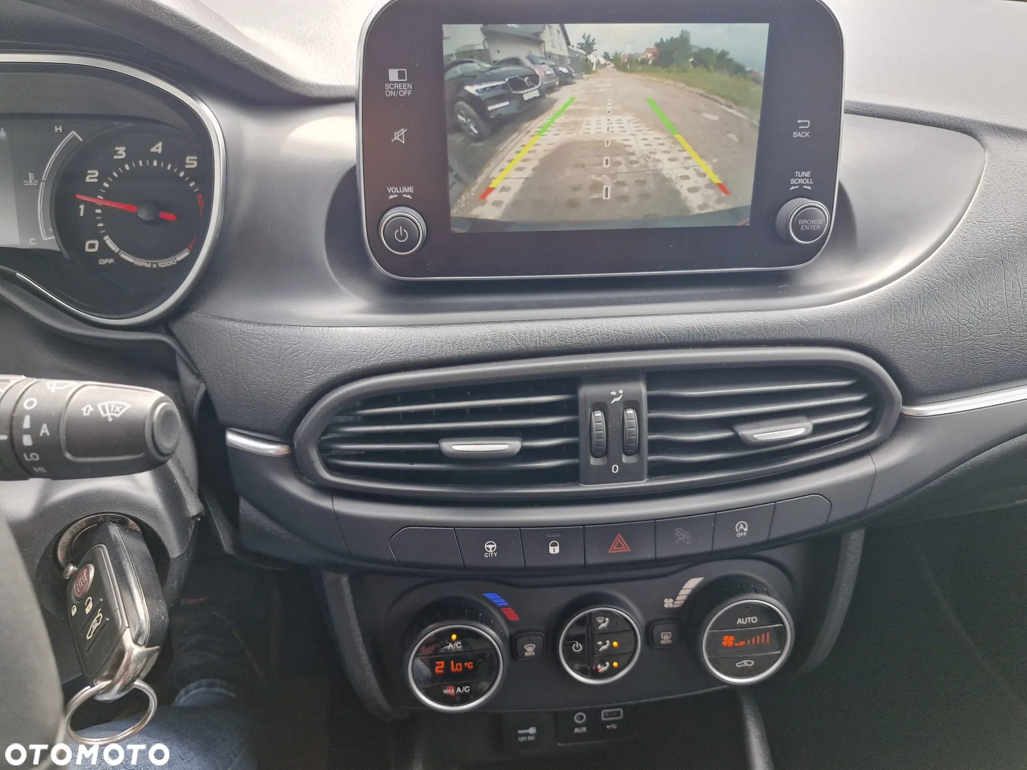 Fiat Tipo 1.4 T-Jet 16v Sport - 6