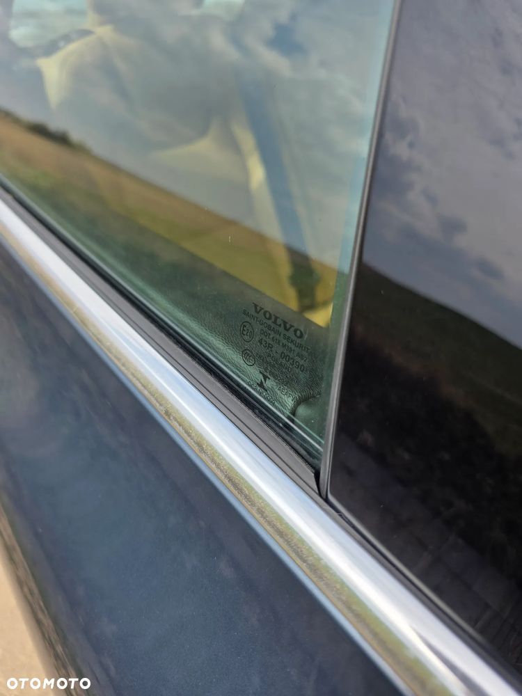 Volvo XC 60 D3 Momentum Pro - 22