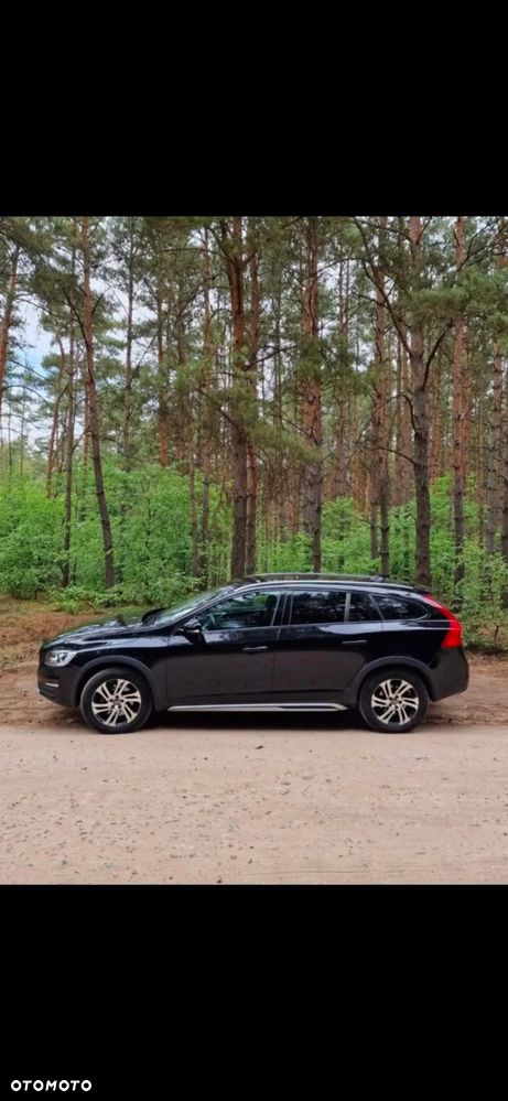 Volvo V60 Cross Country D3 Kinetic - 2