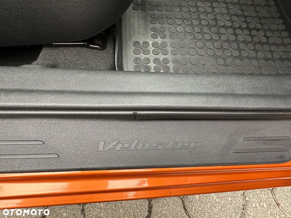 Hyundai Veloster 1.6 GDI Premium - 18