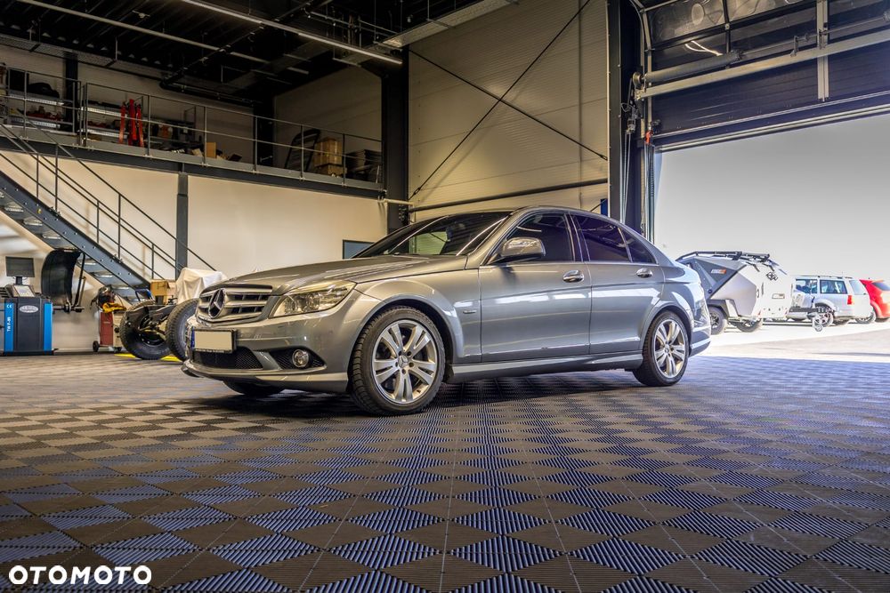 Mercedes-Benz Klasa C 350 7G-TRONIC Avantgarde - 7