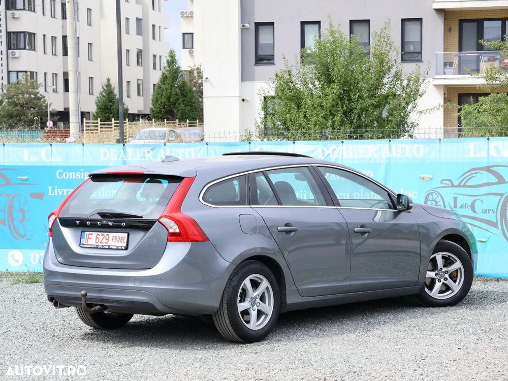 Volvo V60 D2 Geartronic Momentum - 19
