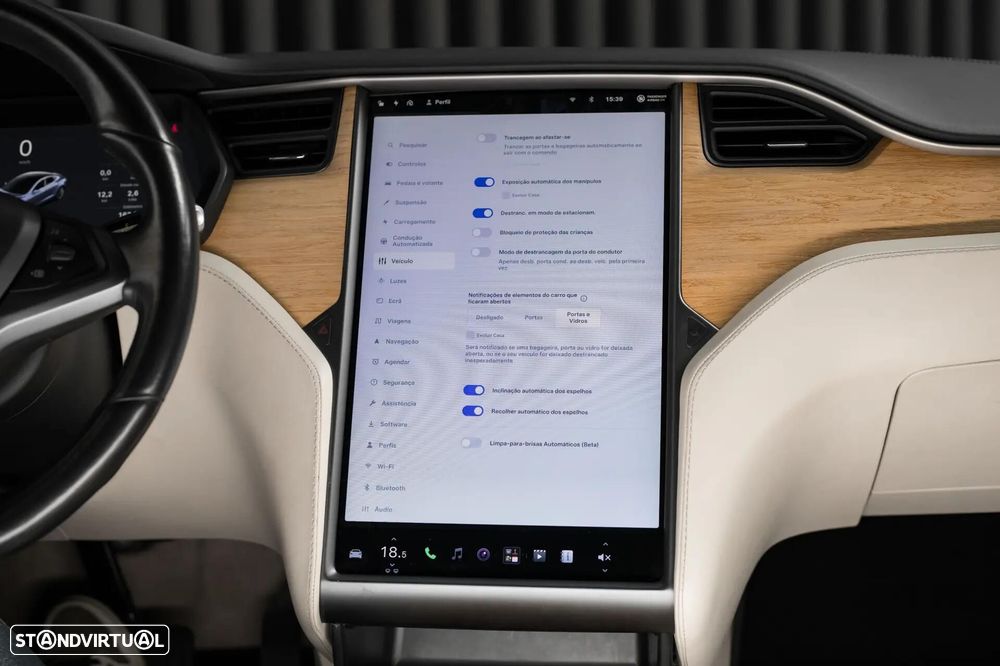 Tesla Model S Standard Range - 23