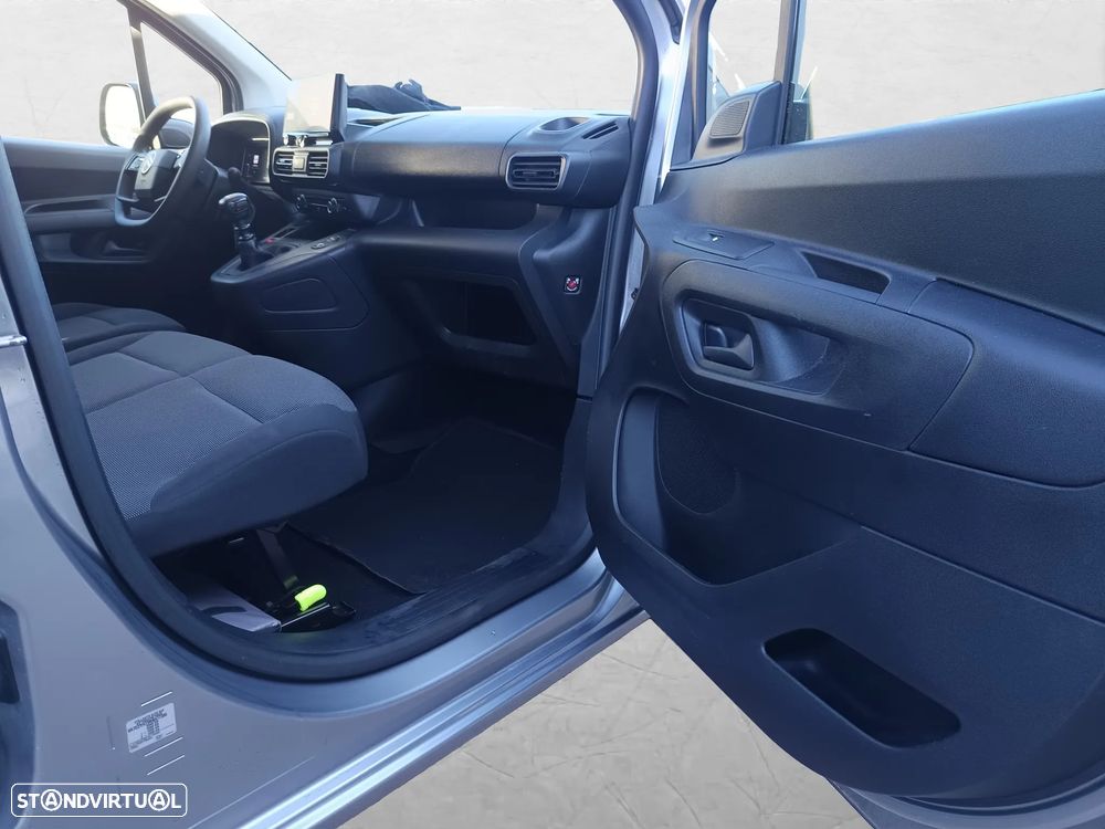 Citroën BERLINGO - 17