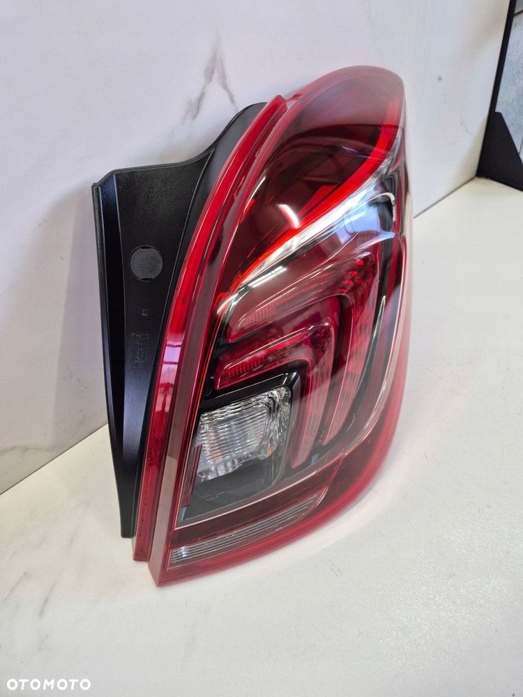 OPEL MOKKA X 15- PRAWA TYLNA LAMPA LED EUROPA ORYGINAŁ 42619628 - 6