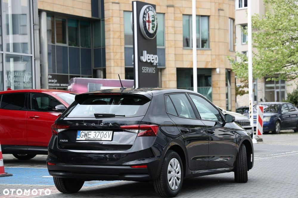 Skoda Fabia - 8