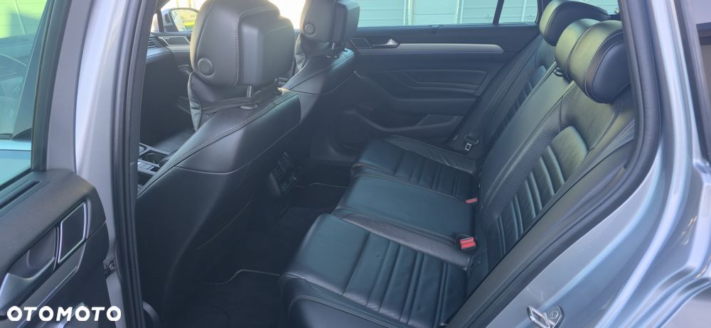 Volkswagen Passat 2.0 TDI 4Mot Elegance DSG - 26