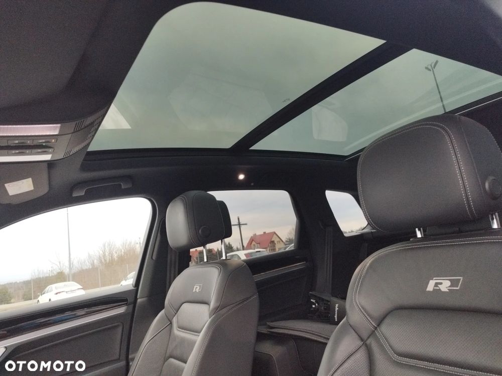 Volkswagen Touareg - 32