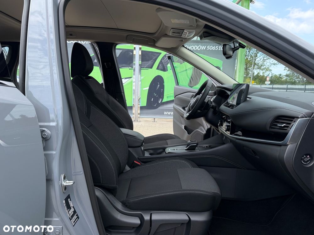 Nissan Qashqai 1.3 DIG-T DCT N-CONNECTA - 33