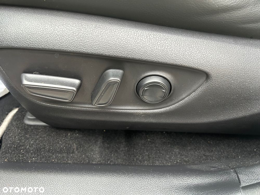 Toyota RAV4 2.5 Hybrid Executive 4x2 - 30