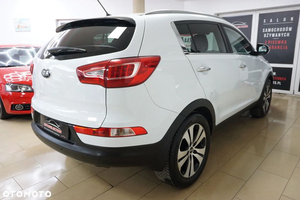 Kia Sportage 2.0 CRDI 4WD Automatik Spirit - 9