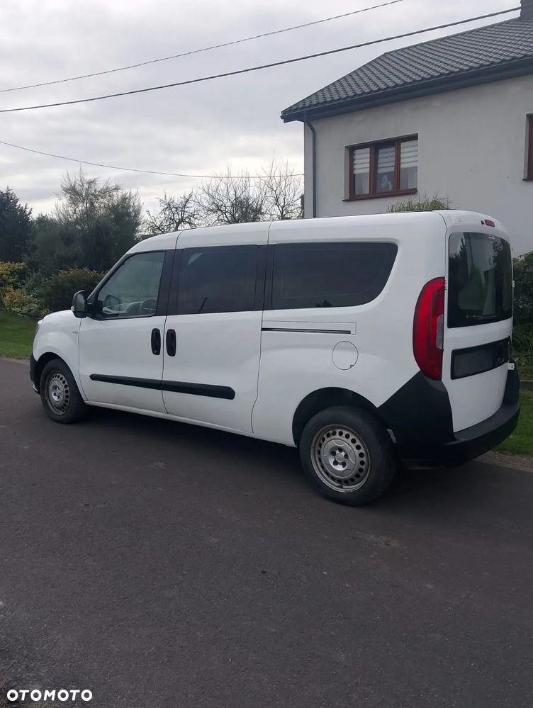 Fiat Dooblo - 11