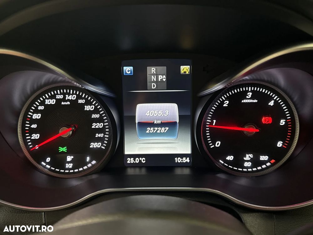 Mercedes-Benz C 220 d 9G-TRONIC - 11