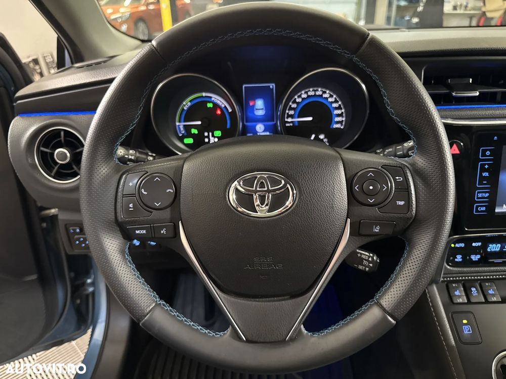 Toyota Auris - 17