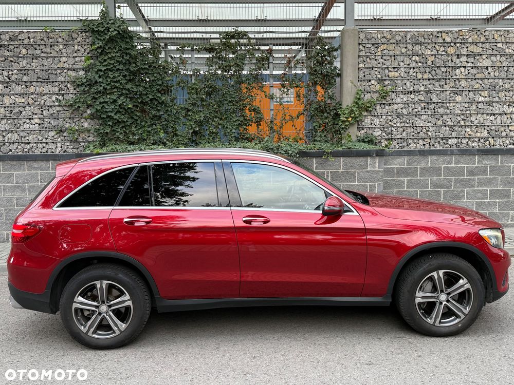 Mercedes-Benz GLC 300 4Matic 9G-TRONIC - 8