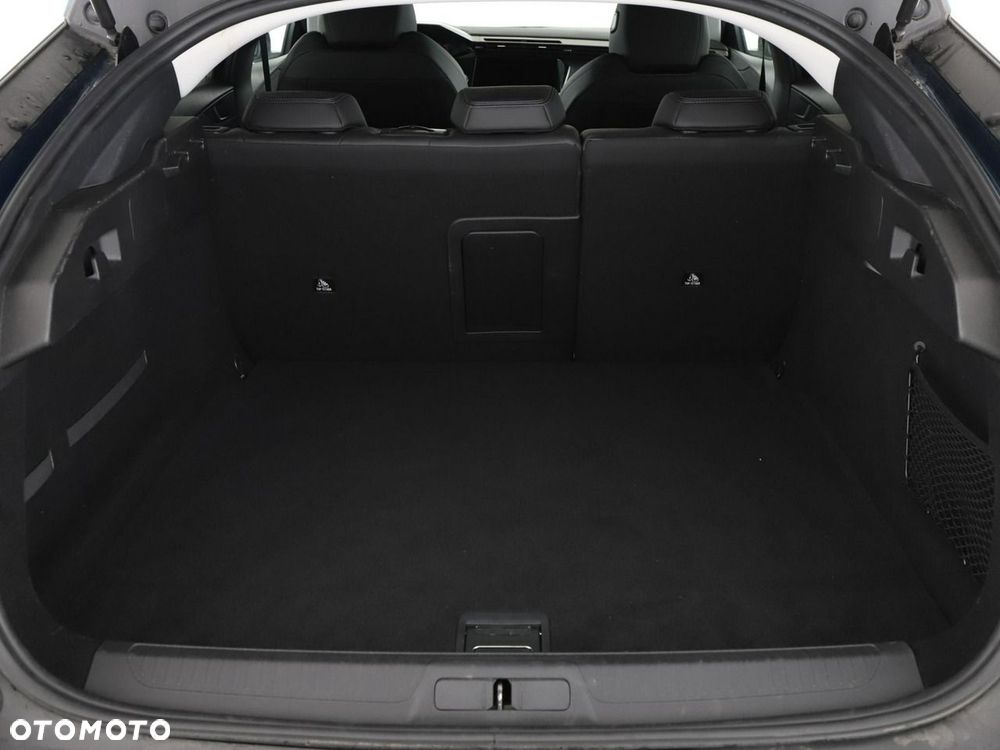 Peugeot 408 1.6 Plug-In Hybrid 225 Allure Pack EAT8 - 21