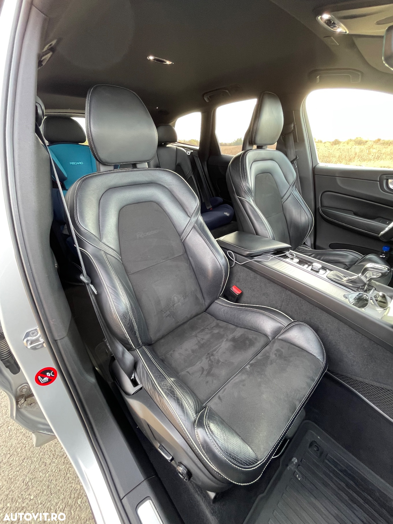 Volvo XC 60 T5 AWD Geartronic RDesign - 25