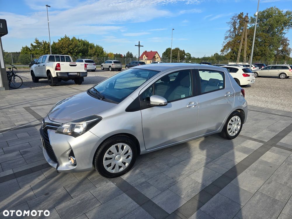 Toyota Yaris 1.0 Premium - 22