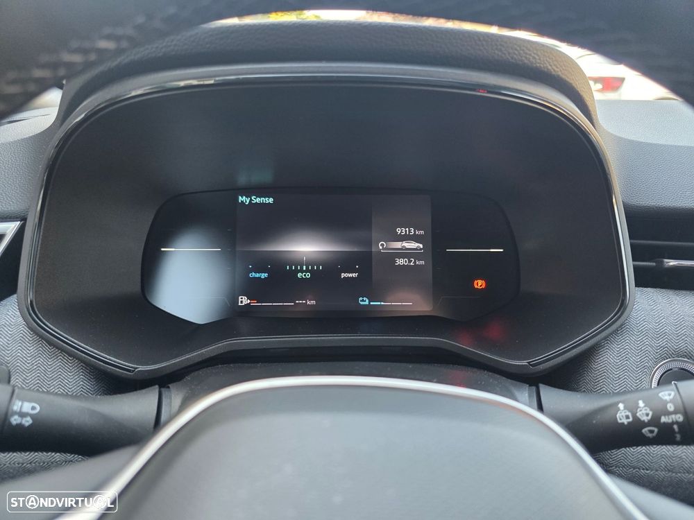 Renault Clio 1.6 E-Tech Full Hybrid Engineered - 10