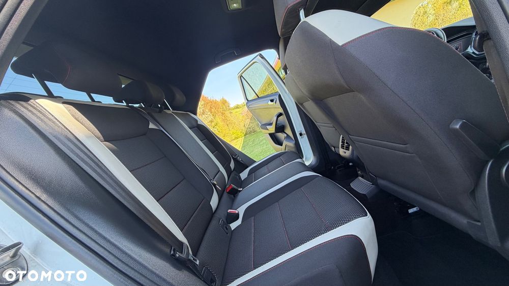 Volkswagen T-Roc 1.5 TSI OPF DSG R-Line - 19