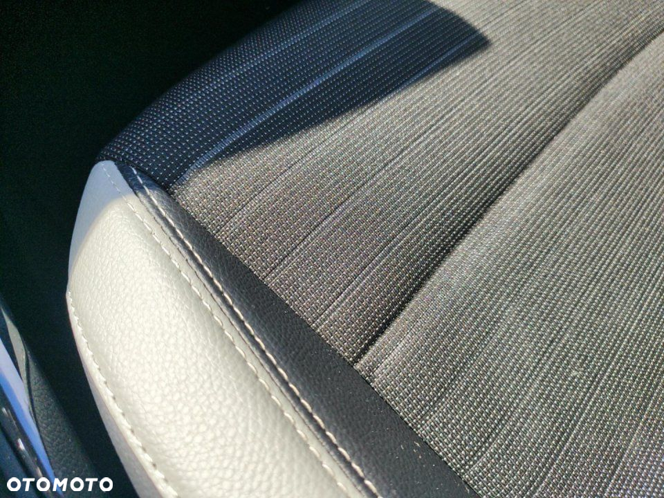 Kia Stonic - 11