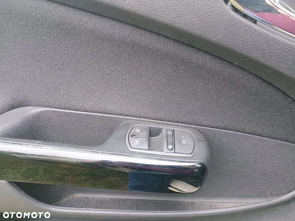 Opel Corsa - 8