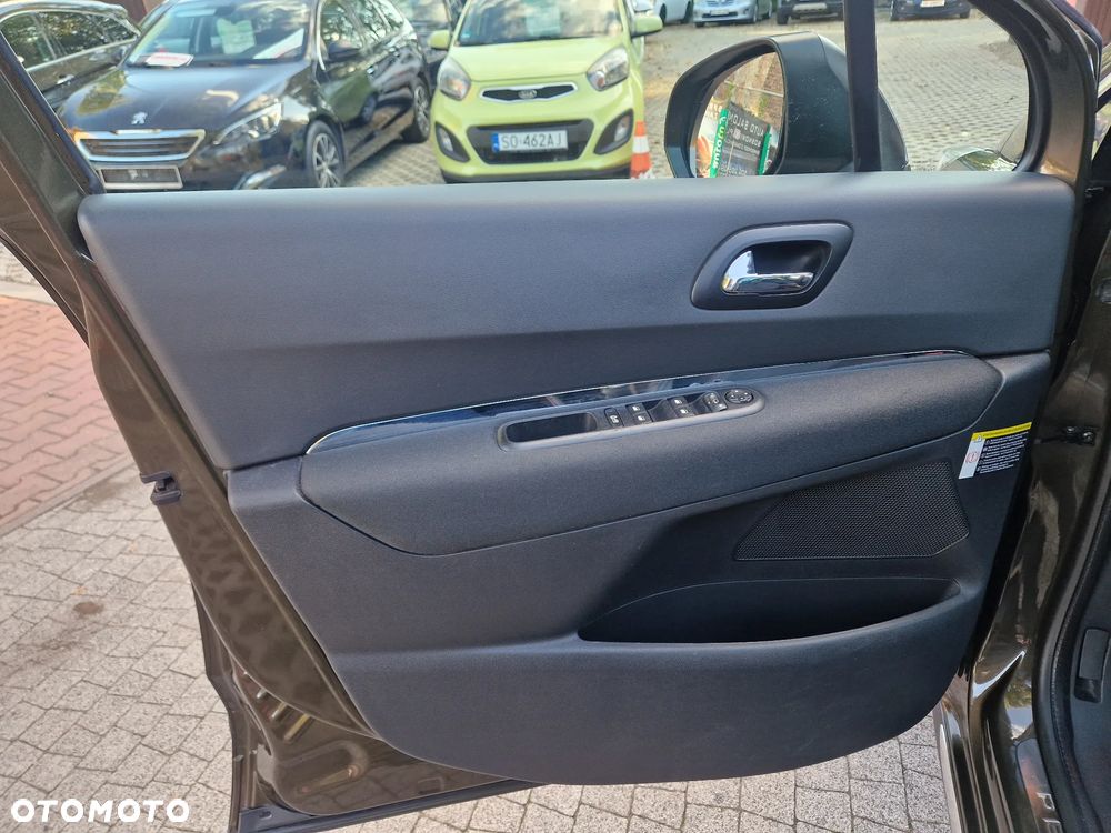 Peugeot 3008 HDi FAP 150 Premium - 20