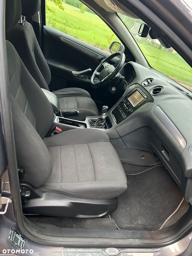 Ford Mondeo 2.0 TDCi Titanium - 10
