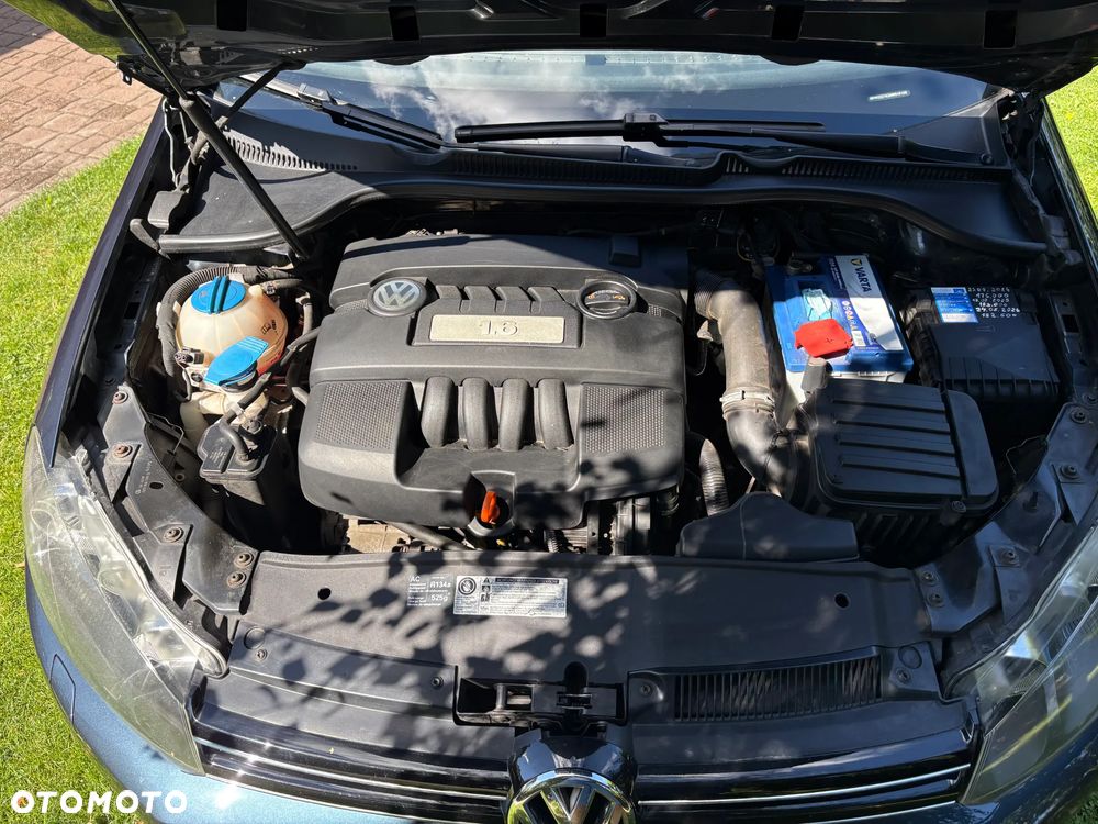 Volkswagen Golf - 10